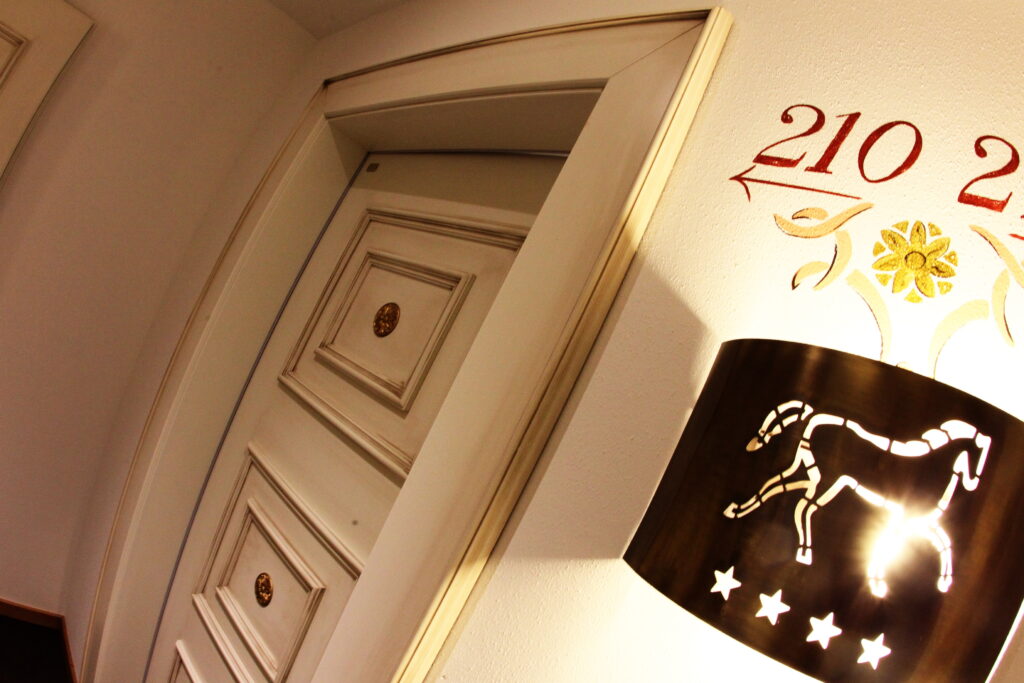 Camere e Suites dell'hotel Cavallino ad Andalo in Trentino