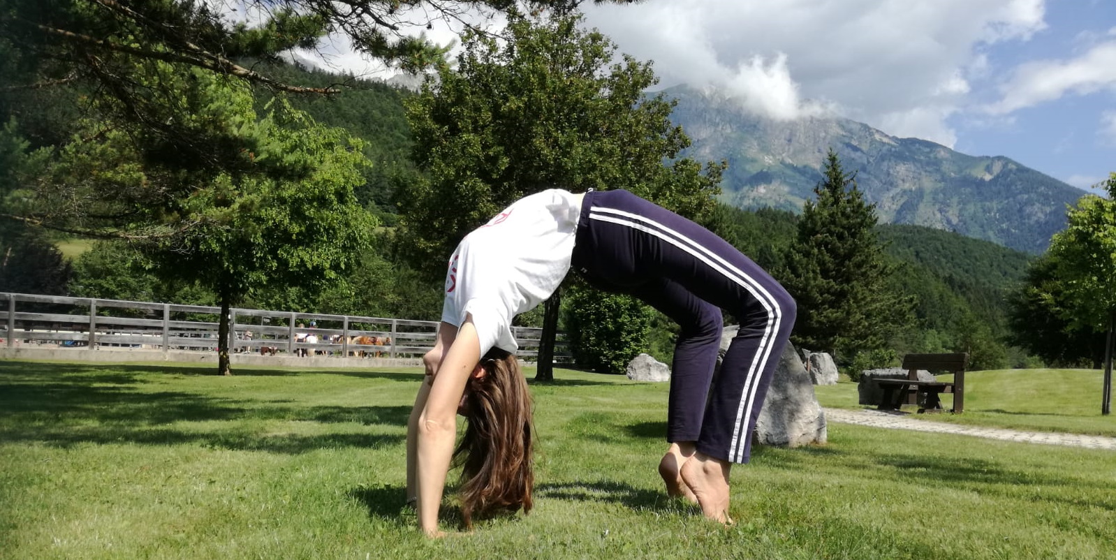 Yoga sulle dolomiti di Brenta