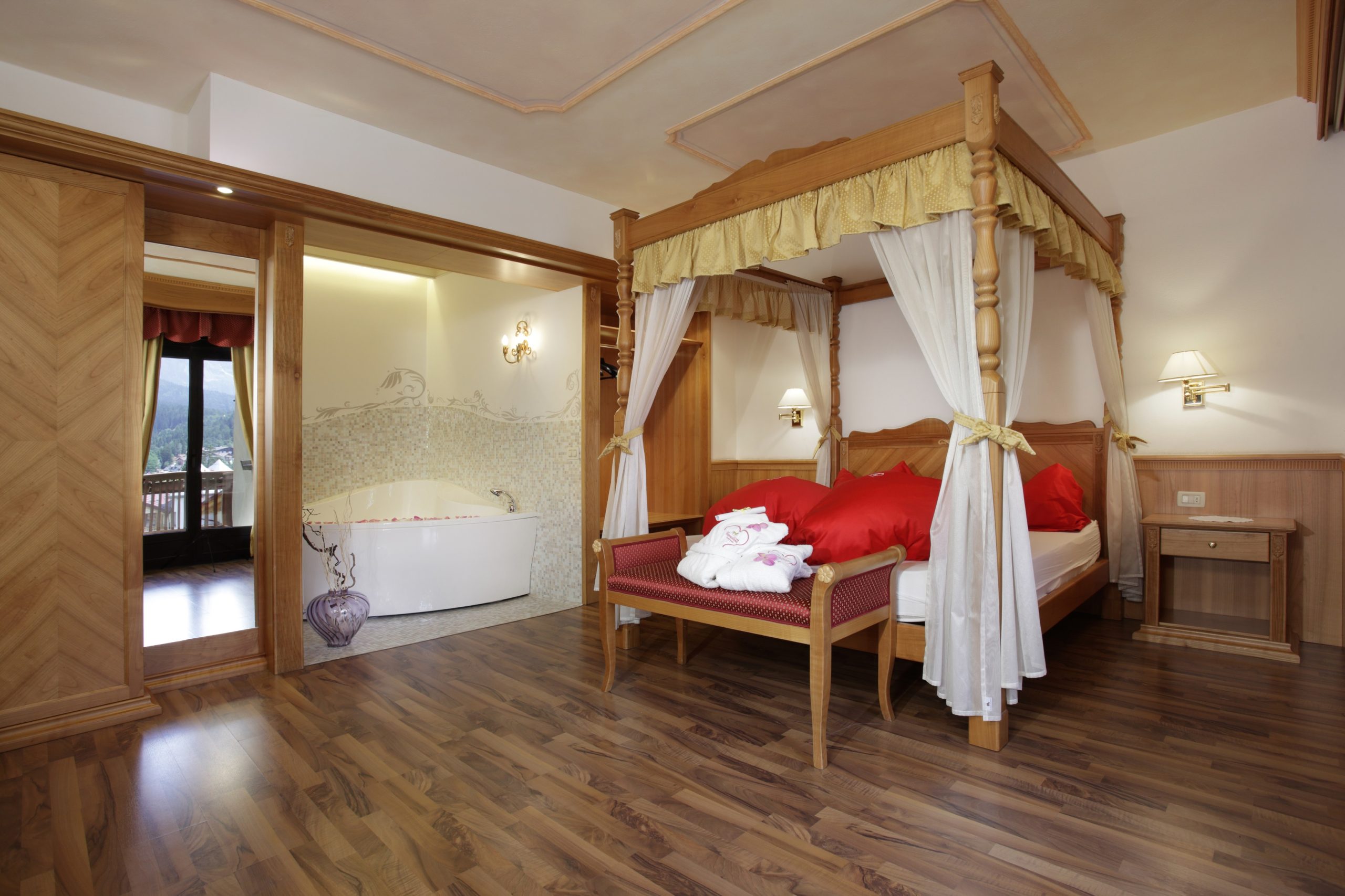 La junor suite Romatica del Cavallino Lovely Hotel di Andalo