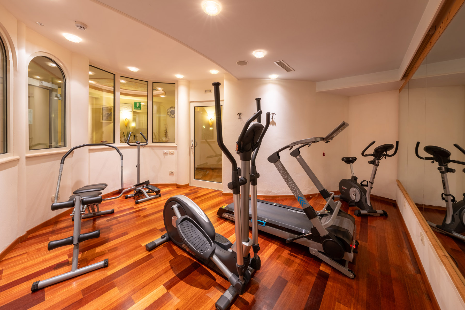 fitnessraum cavallino lovely wellnesshotel andalo dolomiten